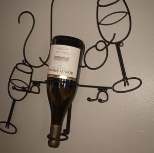 Metal Wine Decor